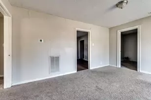 930 Shawnee Trce, Grand Prairie, TX 75051 - Photo 11