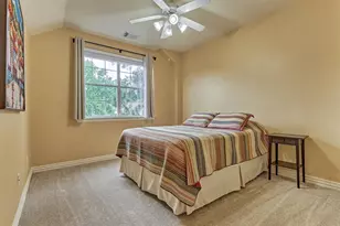 11 N French Oaks Circle, The Woodlands, TX 77382 - Photo 35