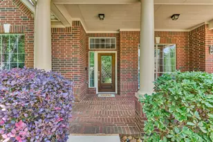 11 N French Oaks Circle, The Woodlands, TX 77382 - Photo 3