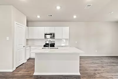 2796 English Laurel Drive, Alvin, TX 77511 - Photo 3