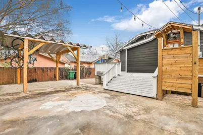 4731 Woodside Street, Houston, TX 77023 - Photo 11