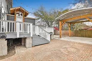 4731 Woodside St, Houston, TX 77023 - Photo 9
