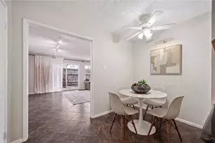 14536 Misty Meadow Ln, Houston, TX 77079 - Photo 15