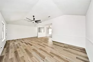 13122 Benford Dr, Houston, TX 77099 - Photo 5