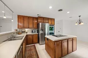 8011 Suspiro Dr, Houston, TX 77083 - Photo 9