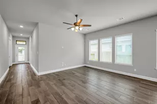 328 Rise Ln, Montgomery, TX 77316 - Photo 9