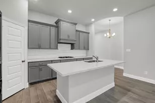 328 Rise Ln, Montgomery, TX 77316 - Photo 17