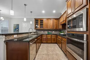 813 Olive St, Houston, TX 77007 - Photo 9