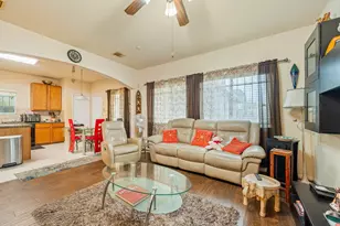 7302 Pavilion Dr, Houston, TX 77083 - Photo 31