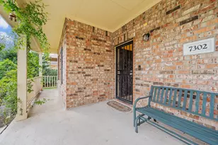7302 Pavilion Dr, Houston, TX 77083 - Photo 5