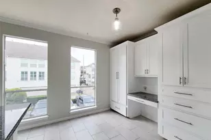 1315 Oneil St, Houston, TX 77019 - Photo 11