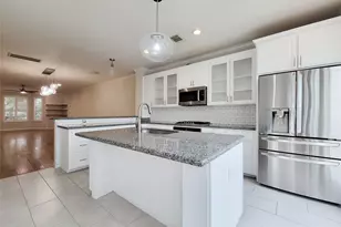 1315 Oneil St, Houston, TX 77019 - Photo 5