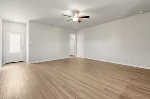 8316 Sunberry Shadow Dr, Houston, TX 77016 - Photo 3