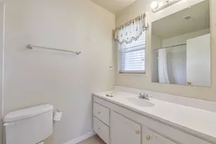 6343 Clemson St, Houston, TX 77092 - Photo 11