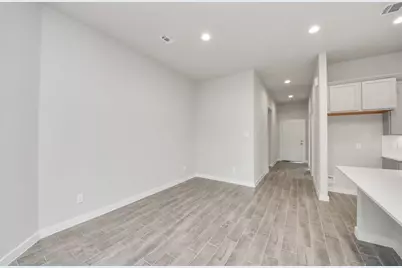 11719 Leafy Laurel Drive, Houston, TX 77066 - Photo 3
