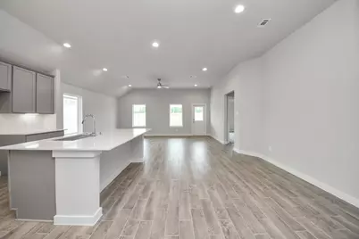 11719 Leafy Laurel Drive, Houston, TX 77066 - Photo 3