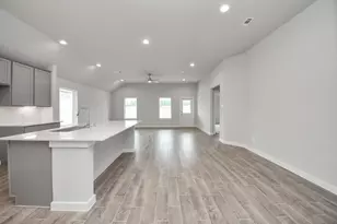 11719 Leafy Laurel Dr, Houston, TX 77066 - Photo 3