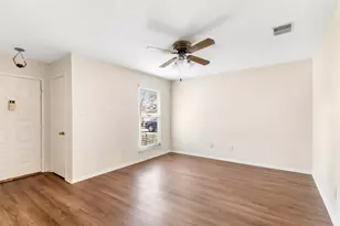 2722 Foliage Green Dr, Houston, TX 77339 - Photo 11