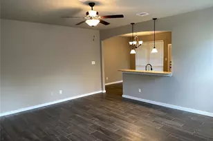 217 Oakcrest, Conroe, TX 77304 - Photo 7