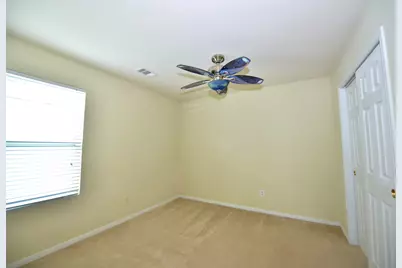 2719 Magnolia Hills Trl, Houston, TX 77038 - Photo 11