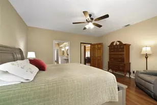 25 Cascade Springs Pl, The Woodlands, TX 77381 - Photo 17