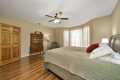 25 Cascade Springs Place, The Woodlands, TX 77381 - Photo 19