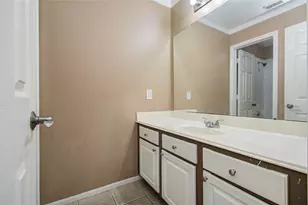 4731 Silverlake Dr, Sugar Land, TX 77479 - Photo 37