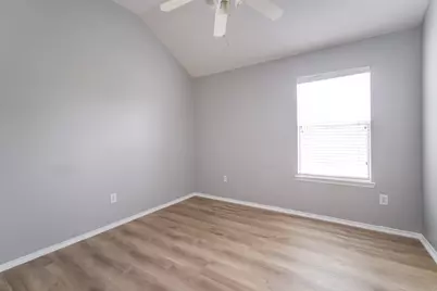 9703 Berkshire Trace, Pearland, TX 77584 - Photo 23