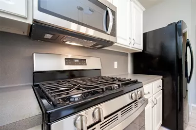 9703 Berkshire Trace, Pearland, TX 77584 - Photo 13