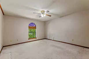 10703 Crestfield Ct, Houston, TX 77070 - Photo 15