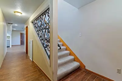 10703 Crestfield Court, Houston, TX 77070 - Photo 13