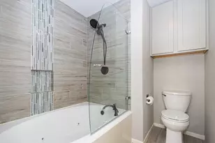 351 Lakeside Ln, Houston, TX 77058 - Photo 15