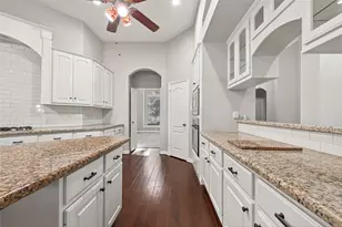 22718 Emily Park Ln, Katy, TX 77494 - Photo 17