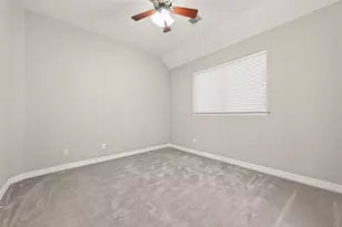 22718 Emily Park Ln, Katy, TX 77494 - Photo 39