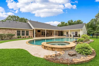8512 Prince William Court, Montgomery, TX 77316 - Photo 1