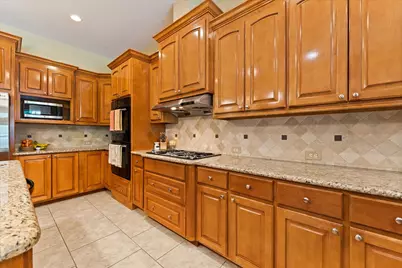 8512 Prince William Court, Montgomery, TX 77316 - Photo 9