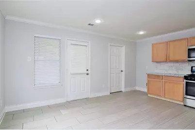 13326 Amber Lodge Lane, Houston, TX 77083 - Photo 9