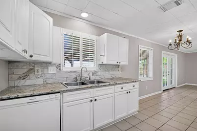 12207 Flushing Meadows Drive, Houston, TX 77089 - Photo 11