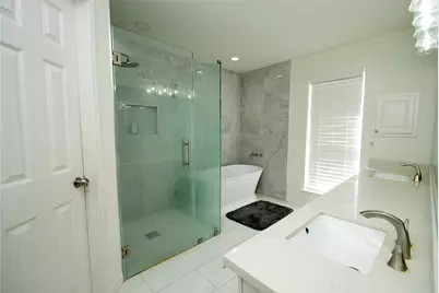 13207 N Terralyn Way Way, Sugar Land, TX 77478 - Photo 5