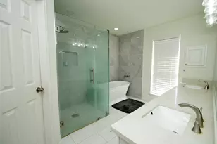 13207 N Terralyn Way Way, Sugar Land, TX 77478 - Photo 5