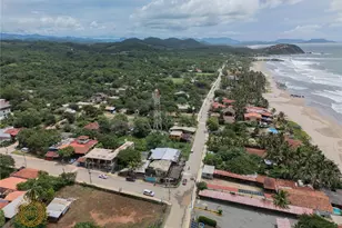 Tbd Casa Iguanas, , - Photo 17