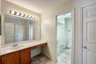 10222 Crooks Way Ct, Houston, TX 77065 - Photo 17