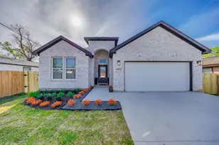6313 Joe Louis Ln, Houston, TX 77091 - Photo 1
