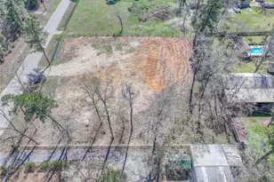 17044 Lexington Dr, Conroe, TX 77385 - Photo 9