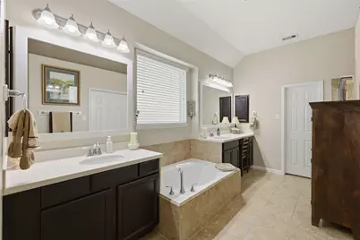 3608 Barrington Court, Pearland, TX 77584 - Photo 19