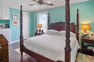 1100 Fountain View Dr, Crystal Beach, TX 77650 - Photo 39