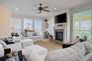 1100 Fountain View Dr, Crystal Beach, TX 77650 - Photo 23