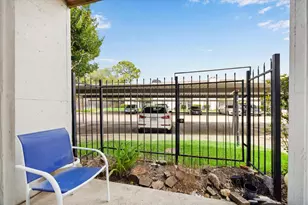 2425 Augusta Dr, Houston, TX 77057 - Photo 11