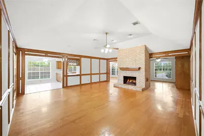15911 Moon Rock Drive, Houston, TX 77062 - Photo 9