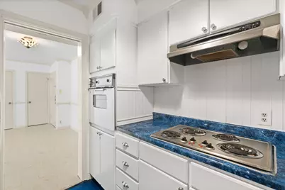 2601 Bellefontaine Street #B105, Houston, TX 77025 - Photo 11